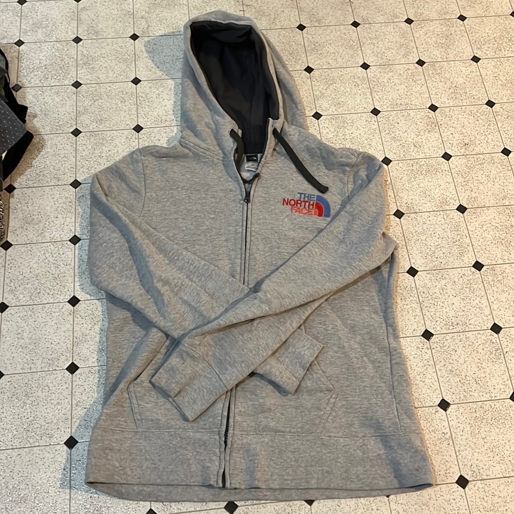 The north face grey women’s zip up hoodie size large